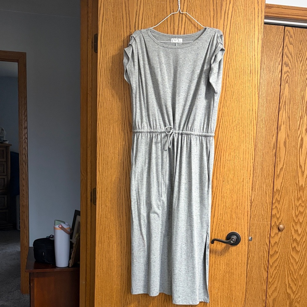 Maurices Heather Gray Speckled Top